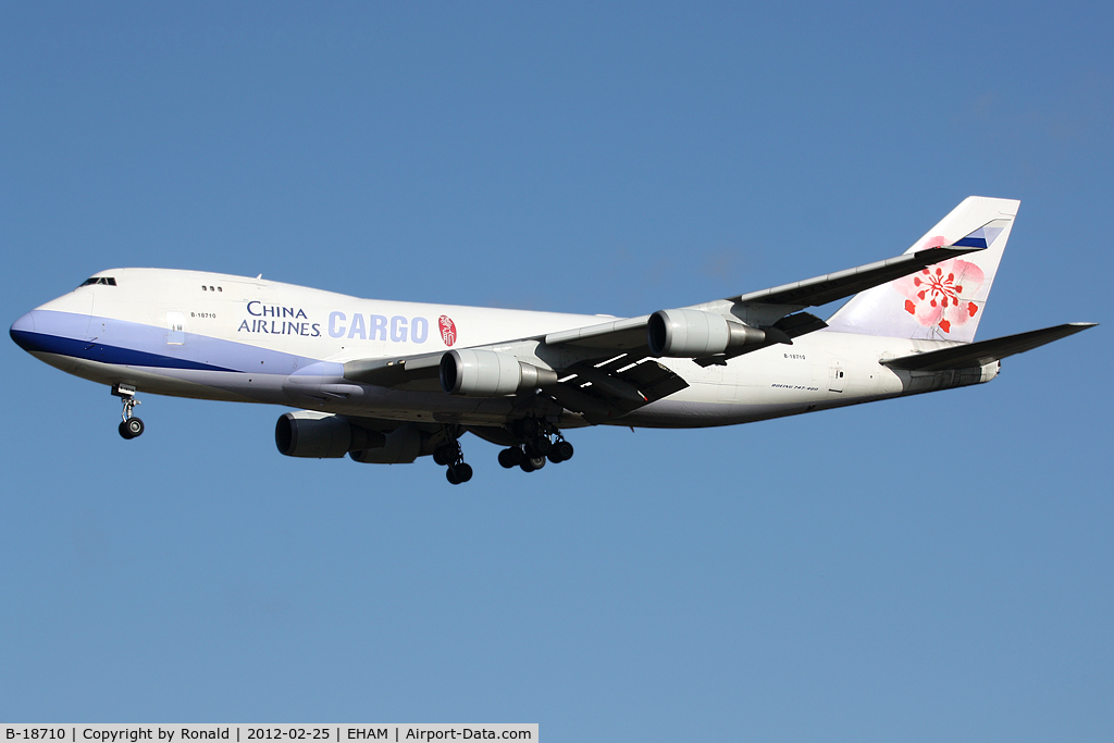B-18710, 2002 Boeing 747-409F/SCD C/N 30767, at spl