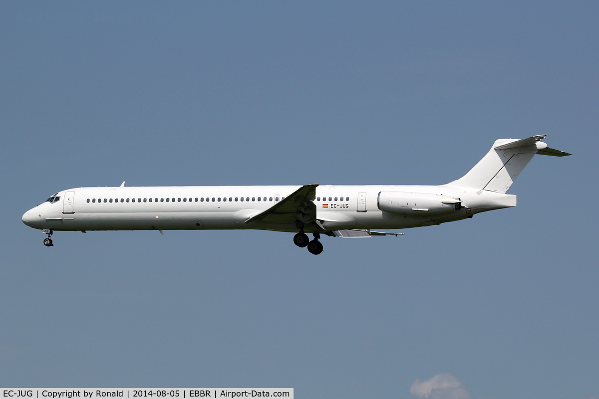 EC-JUG, 1989 McDonnell Douglas MD-83 (DC-9-83) C/N 49847, at bru