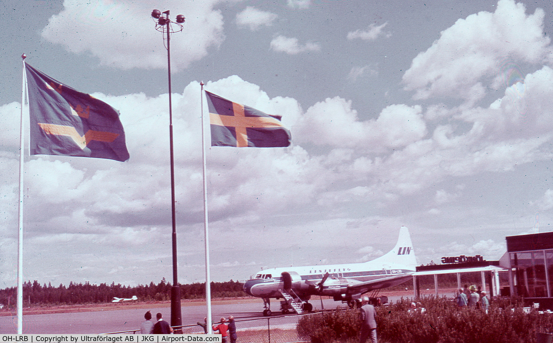 OH-LRB, 1953 Convair CV-440-40 (CV-340-40) C/N 73, Linjeflyg att Jönköping airport about 1960.