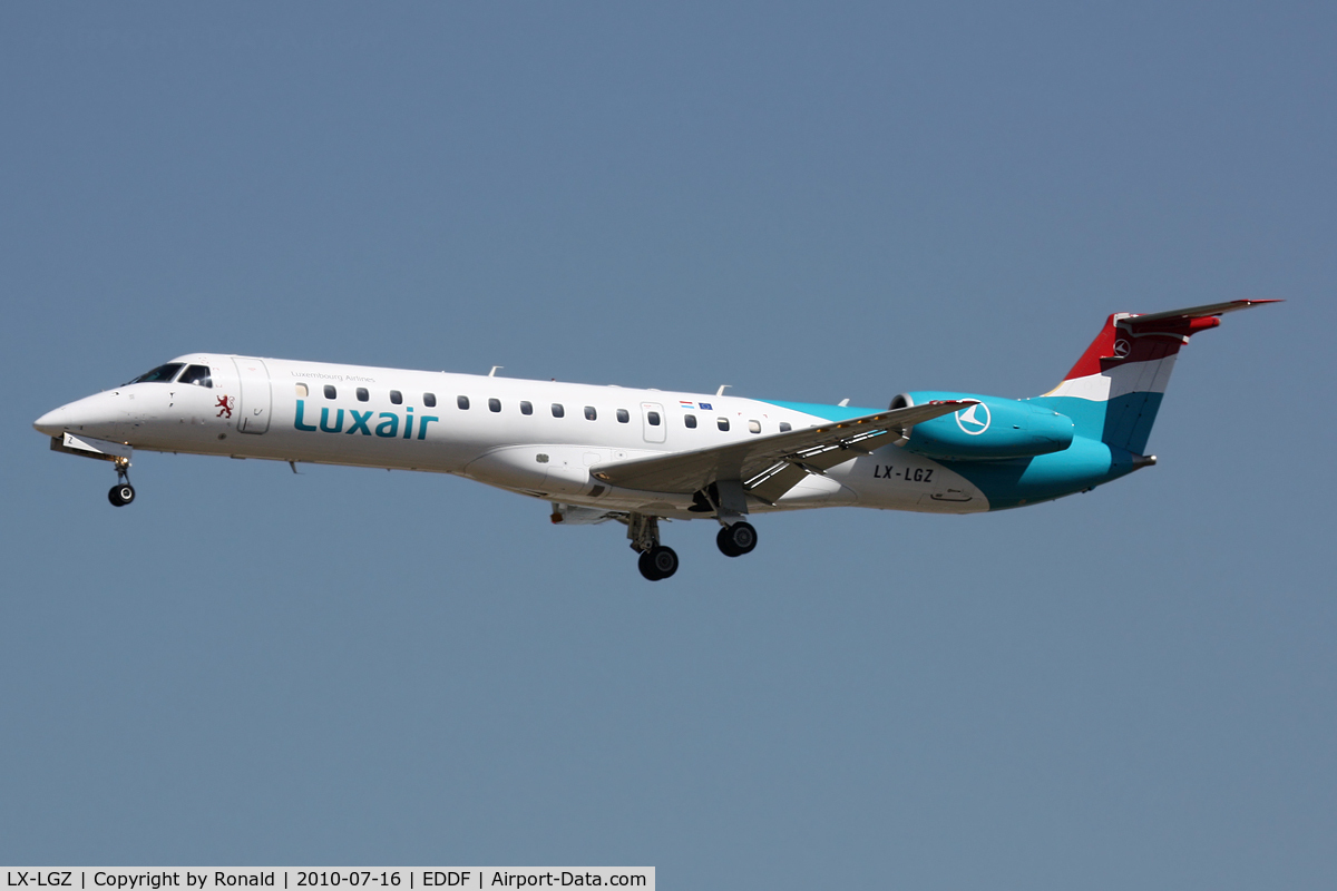 LX-LGZ, 2000 Embraer EMB-145LU (ERJ-145LU) C/N 145258, at fra