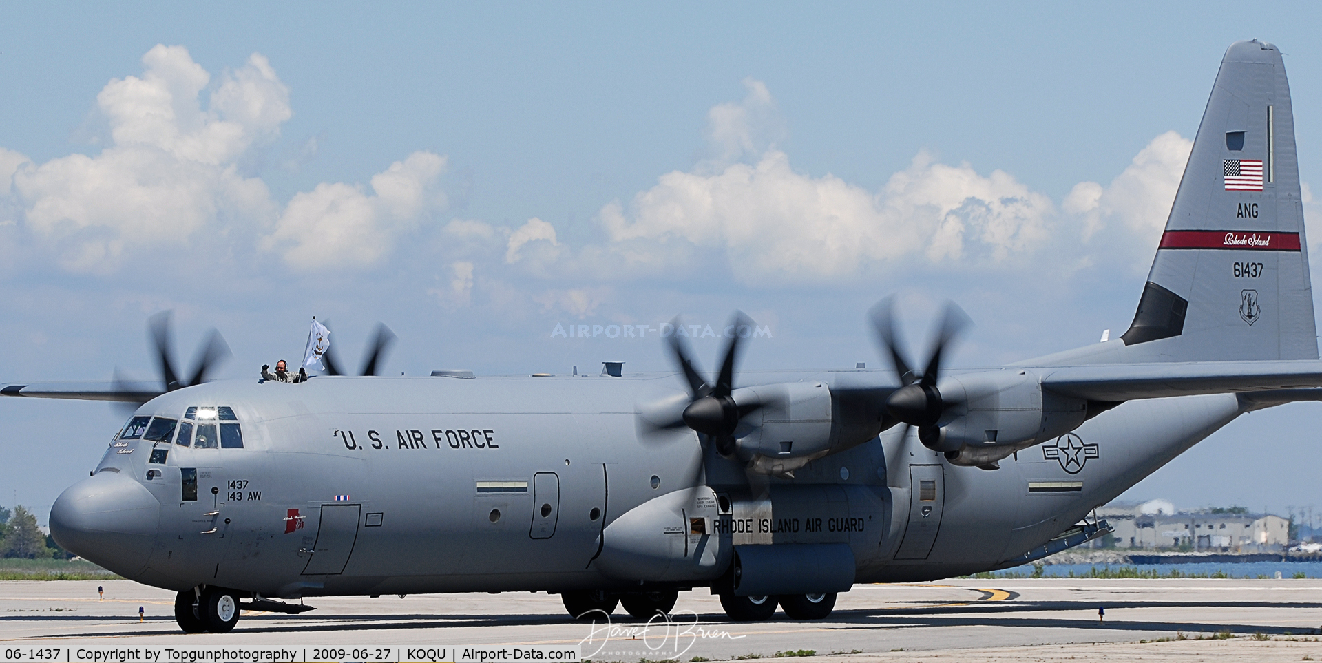 06-1437, 2007 Lockheed Martin C-130J-30 Super Hercules C/N 382-5586, taxing back after a successful demo
