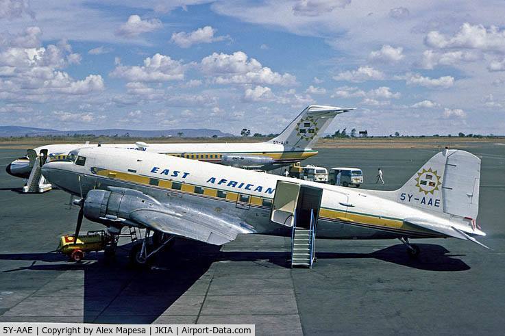 5Y-AAE, 1945 Douglas DC-3 (C-47B-25-DK) C/N 32844, This is a DC - 3. 

linktr.ee/amapesa