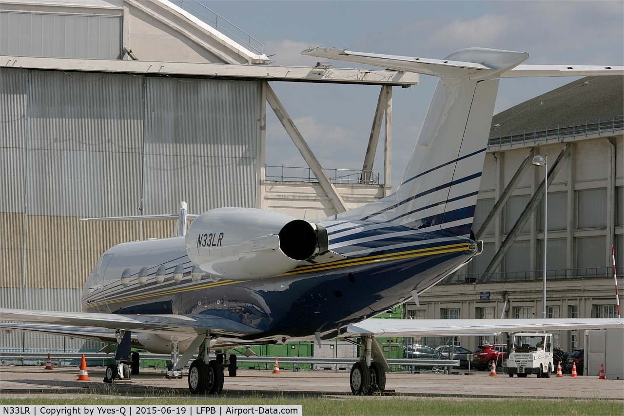 N33LR, 2004 Gulfstream Aerospace GV-SP (G550) C/N 5031, Gulfstream Aerospace G-V, Parking area, Paris-Le Bourget (LFPB-LBG)