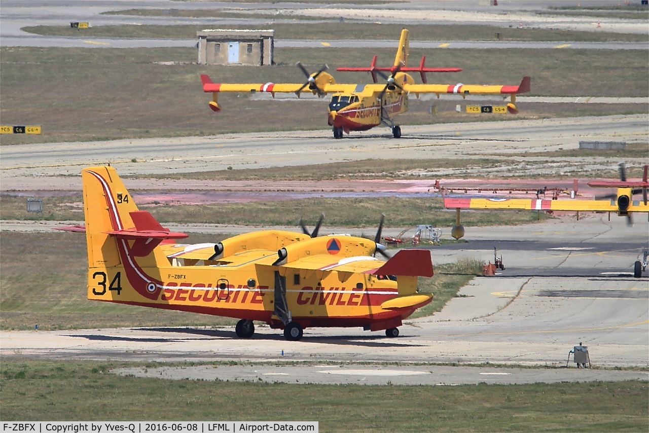 F-ZBFX, Canadair CL-215-6B11 CL-415 C/N 2007, Canadair CL-415, Taxiing, Marseille-Provence Airport (LFML-MRS)