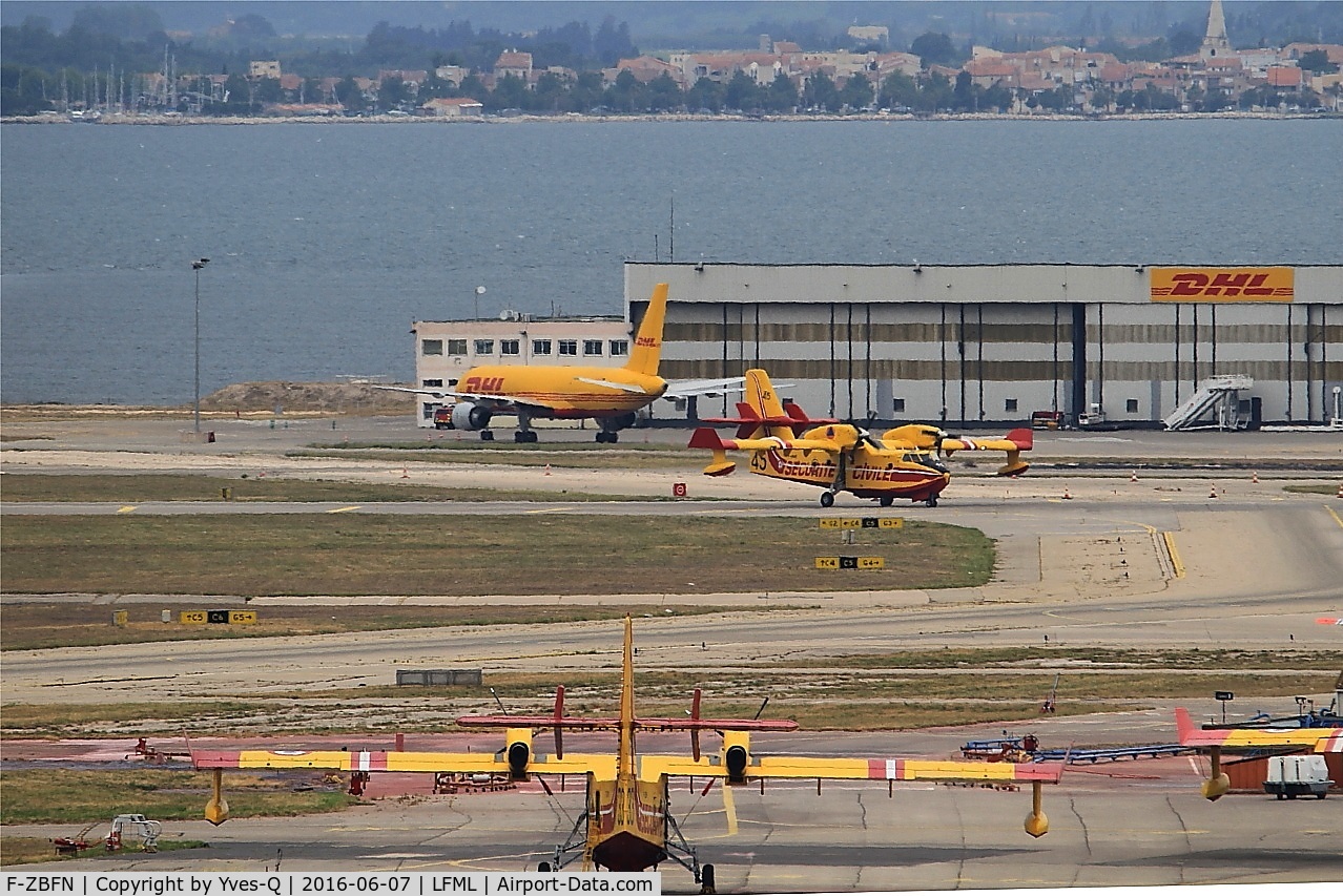 F-ZBFN, 1995 Canadair CL-215-6B11 CL-415 C/N 2006, Canadair CL-415, Parked, Marseille-Provence Airport (LFML-MRS)