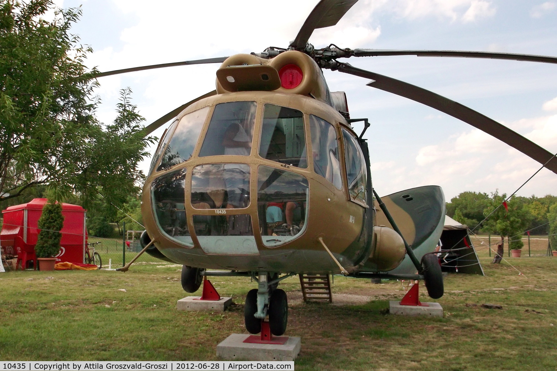 10435, 1973 Mil Mi-8T Hip C/N 10435, Zánka Military Technical Park