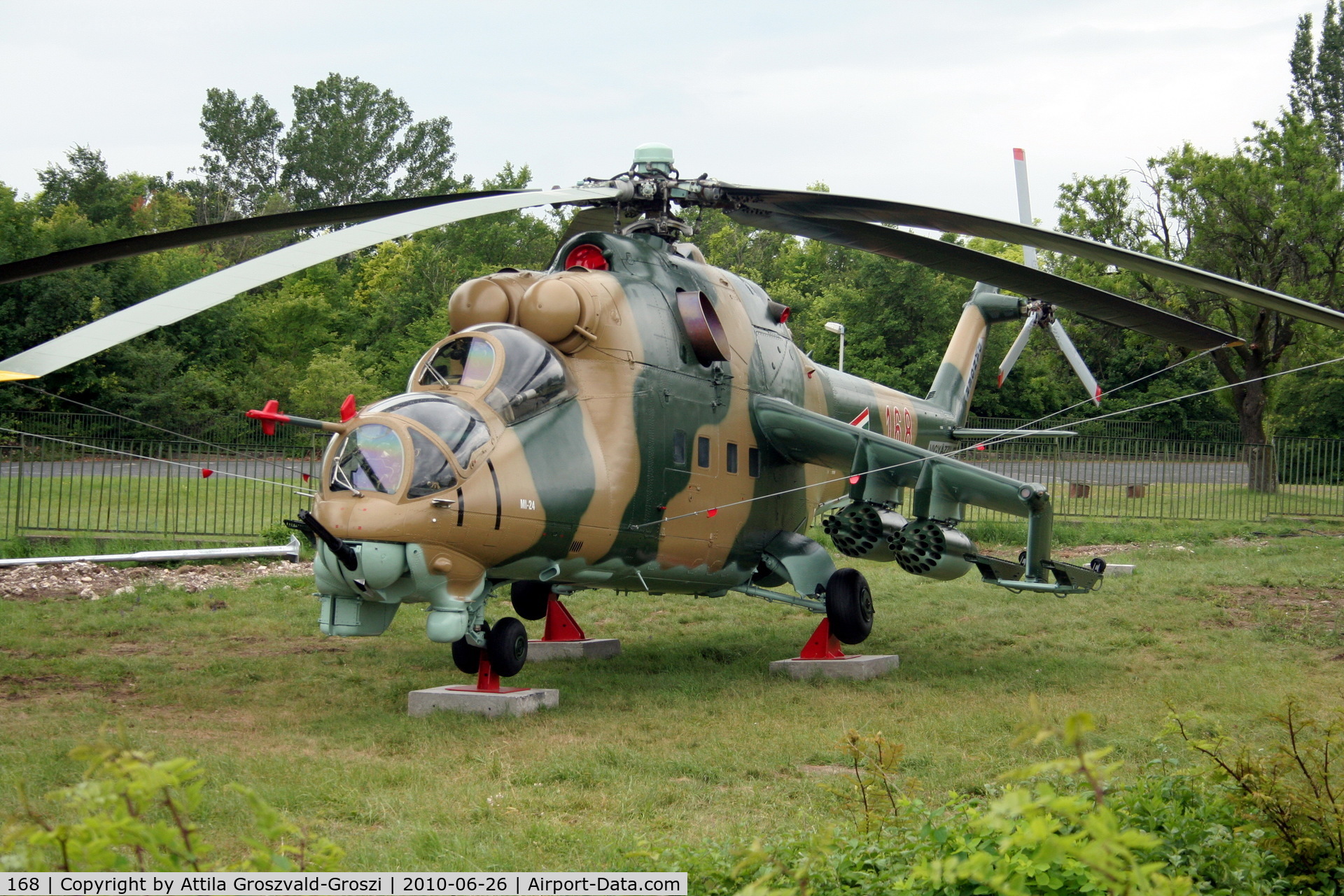 168, Mil Mi-24D Hind C/N 110168, Zánka Military Technical Park