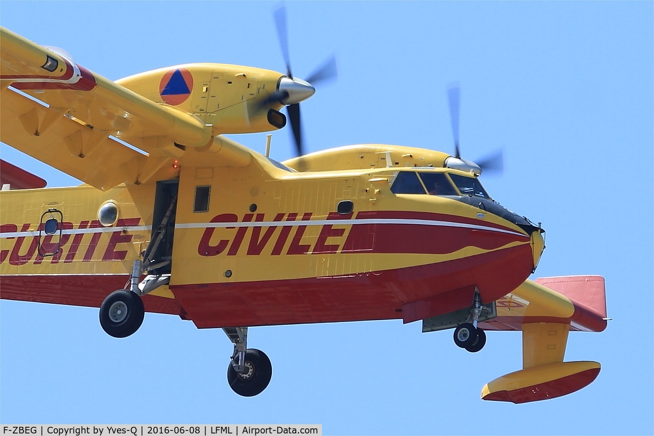 F-ZBEG, Canadair CL-215-6B11 CL-415 C/N 2015, Canadair CL-415, Short approach rwy 31R, Marseille-Marignane Airport (LFML-MRS)