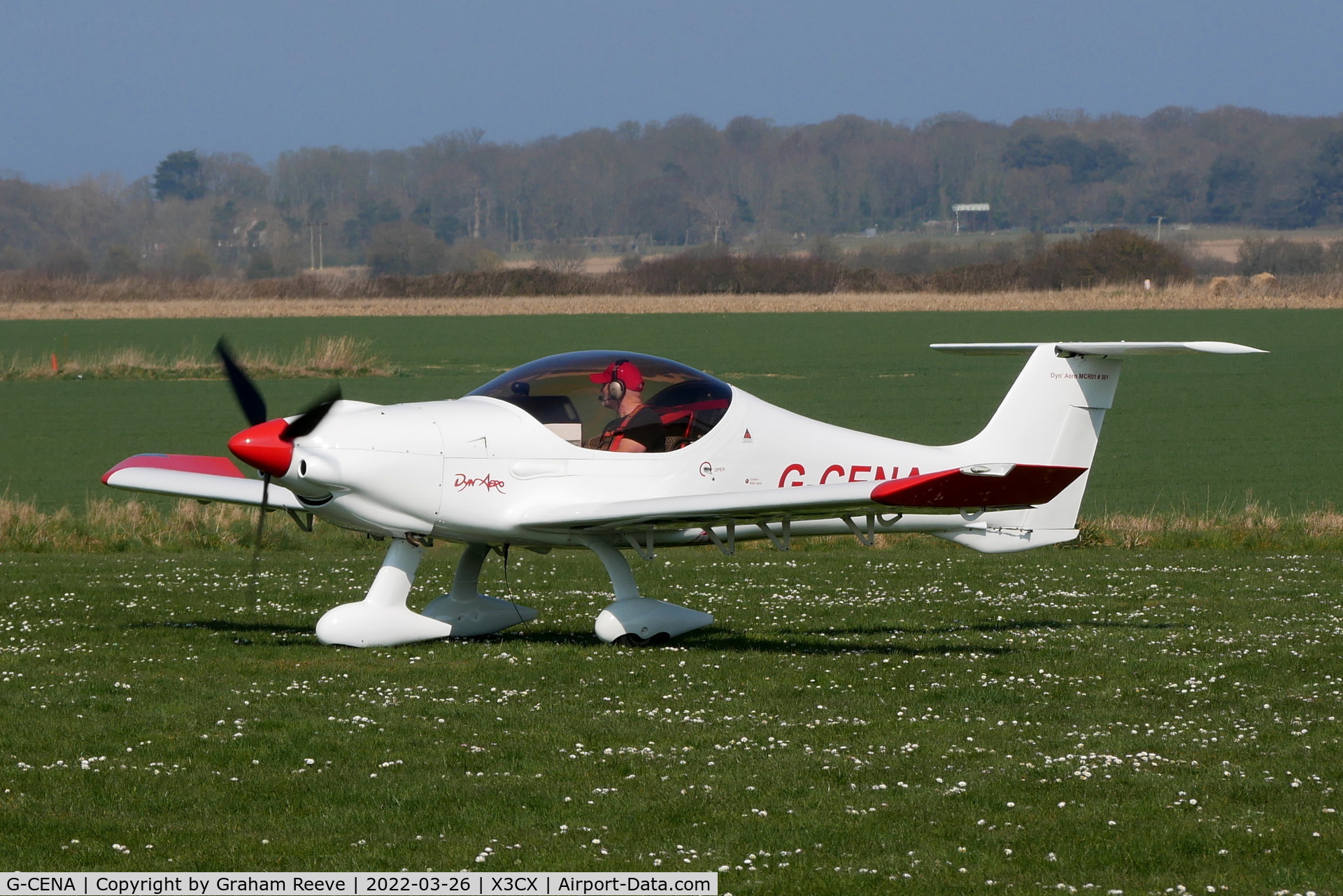 G-CENA, 2007 Dyn'Aero MCR-01 ULC Banbi C/N PFA 301B-14640, Just landed at Northrepps.