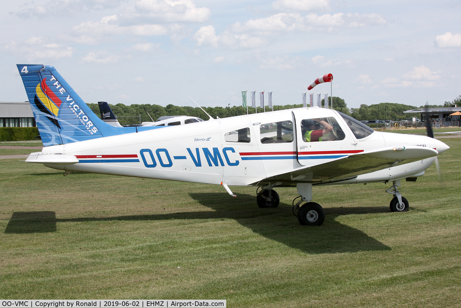 OO-VMC, 1996 Piper PA-28-161 C/N 2842016, at ehmz