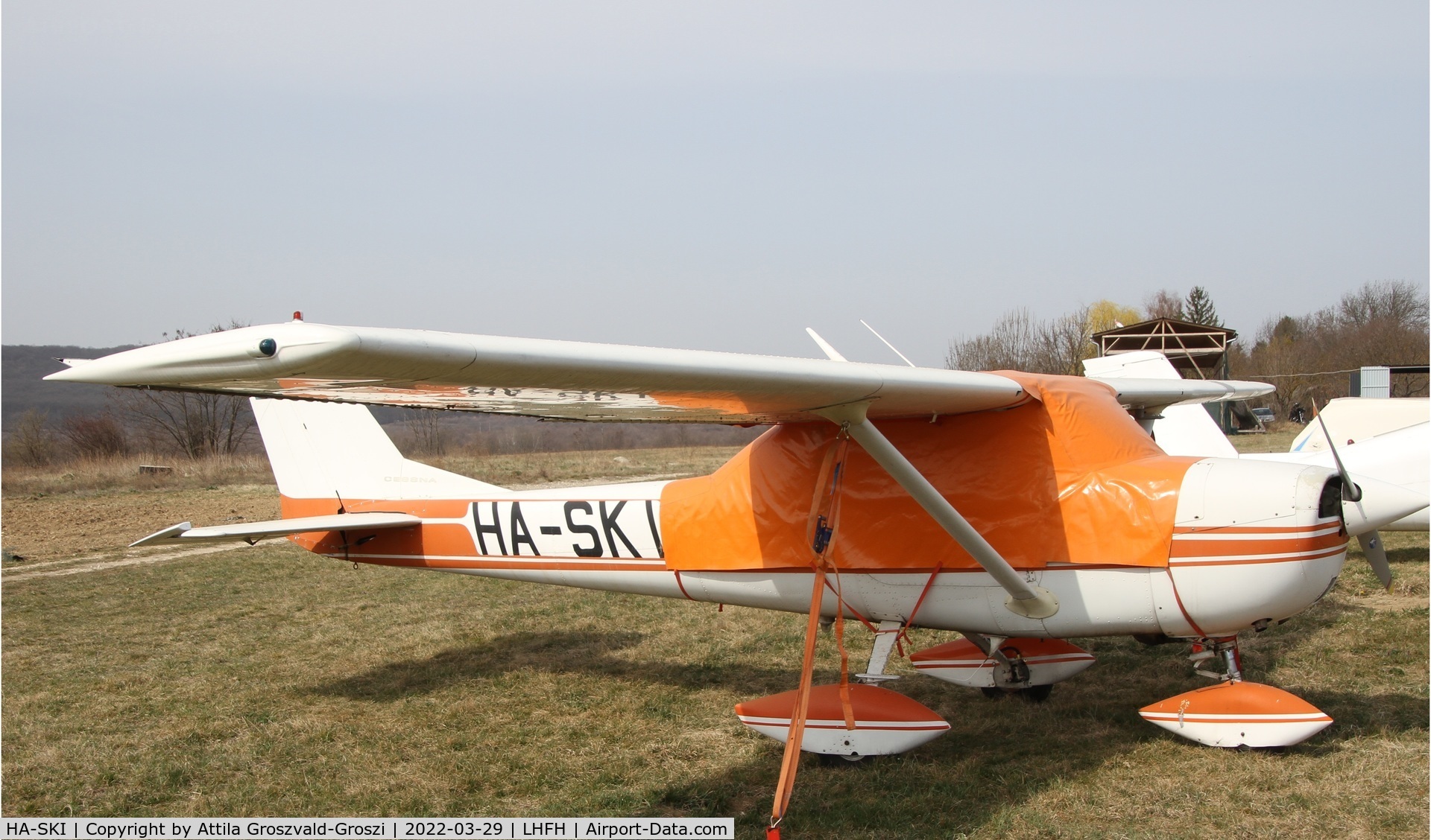 HA-SKI, Cessna 150G C/N 15065401, LHFH - Farkashegy Airport, Budakeszi, Hungary
