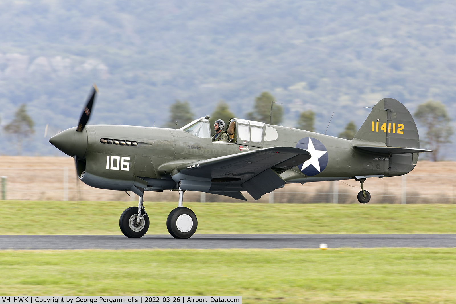 VH-HWK, 1941 Curtiss P-40F Warhawk C/N 41-14112, Warbirds Over Scone 2022. A rare RR Merlin-powered machine.