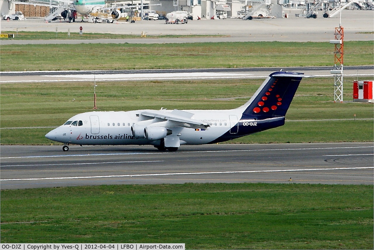 OO-DJZ, 1997 British Aerospace Avro 146-RJ85 C/N E.2305, BAE Systems RJ85, Taxiing Rwy 32L, Toulouse Blagnac Airport (LFBO-TLS)