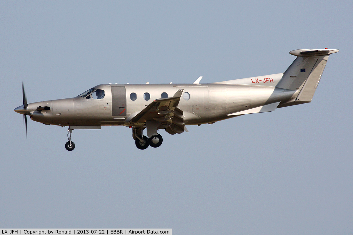 LX-JFH, 2003 Pilatus PC-12/45 C/N 522, at bru