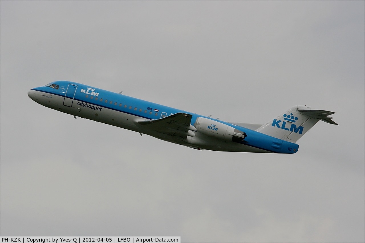 PH-KZK, 1997 Fokker 70 (F-28-0070) C/N 11581, Fokker 70, Climbing from Rwy 32R, Toulouse Blagnac Airport (LFBO-TLS)