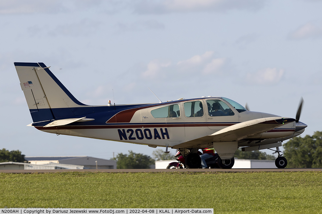 N200AH, 1962 Beech 95-A55 Baron C/N TC-335, Beech 95-A55 Baron  C/N TC-335, N200AH