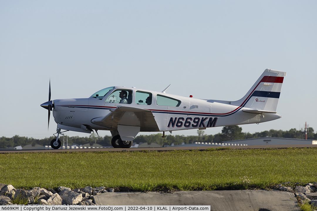 N669KM, 1978 Beech F33C Bonanza C/N CJ-139, Beech F33C Bonanza  C/N CJ139, N669KM