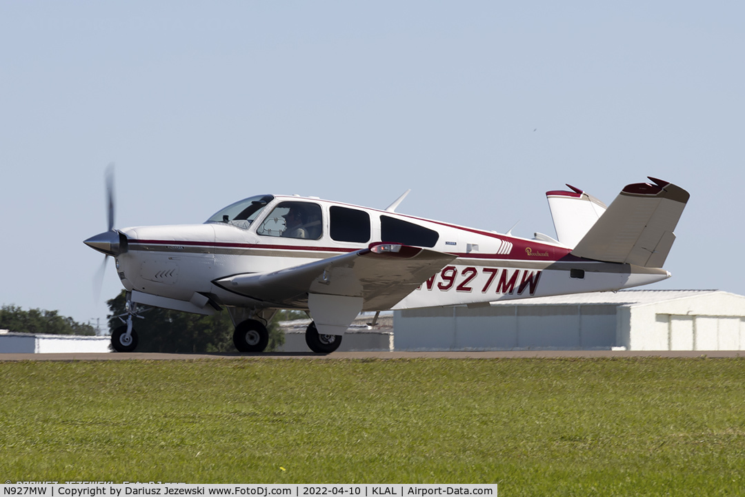 N927MW, 1973 Beech V35B Bonanza C/N D-9546, Beech V35B Bonanza  C/N D-9546, N927MW