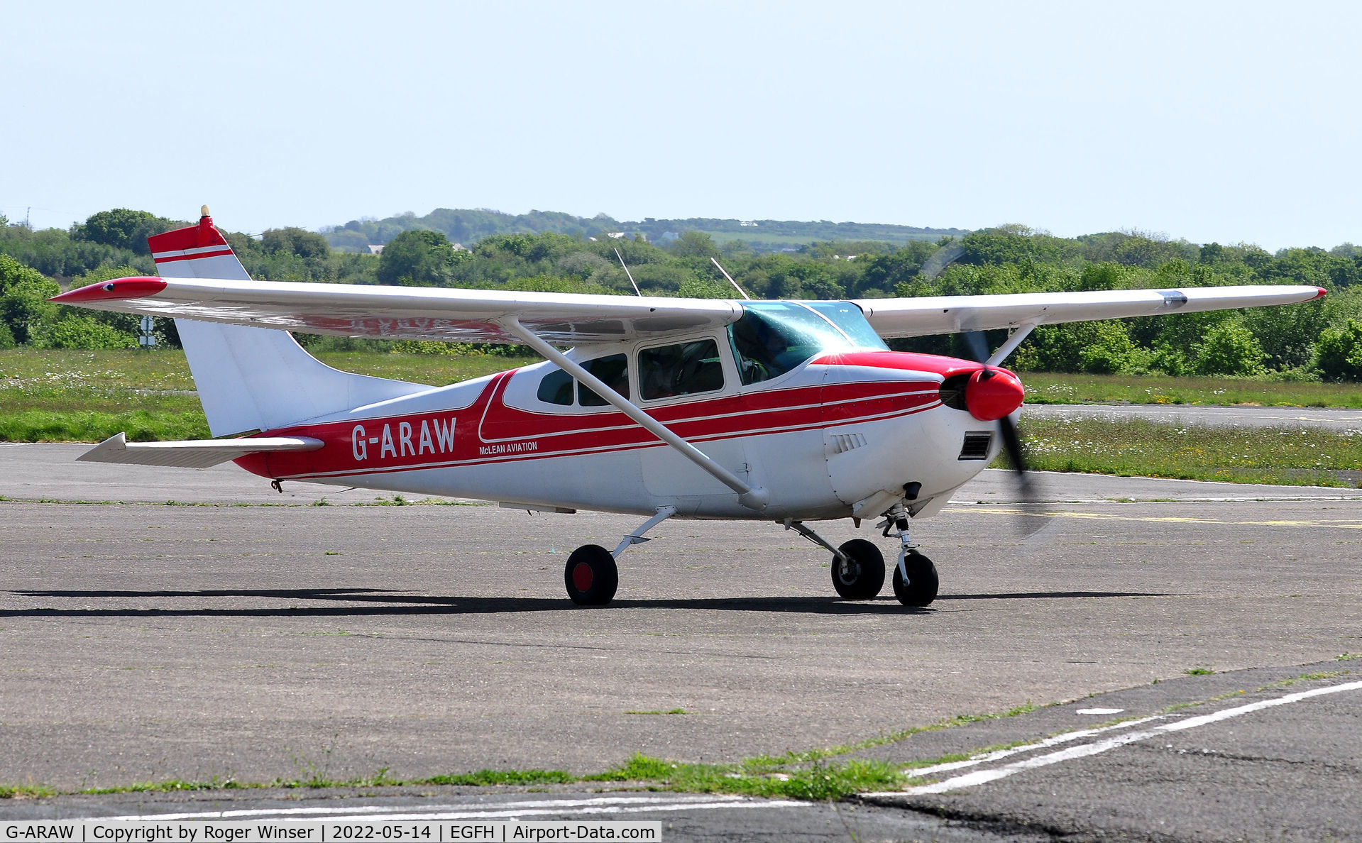 G-ARAW, 1960 Cessna 182C Skylane C/N 52843, Visiting Skylane.