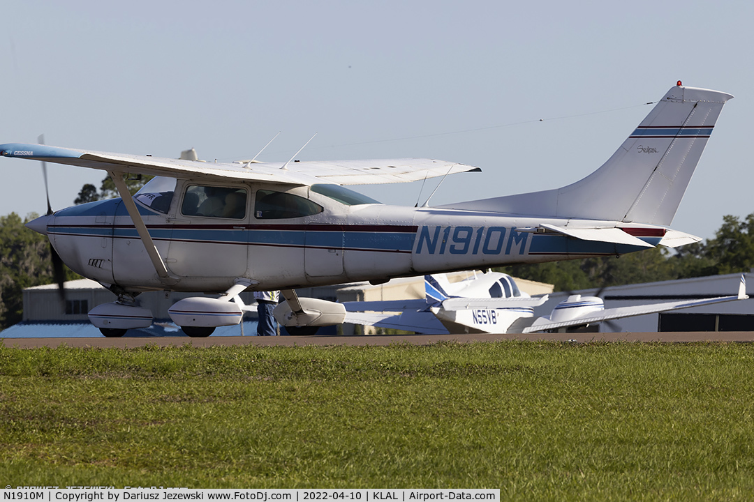 N1910M, 1975 Cessna 182P Skylane C/N 18264475, Cessna 182P Skylane  C/N 18264475, N1910M