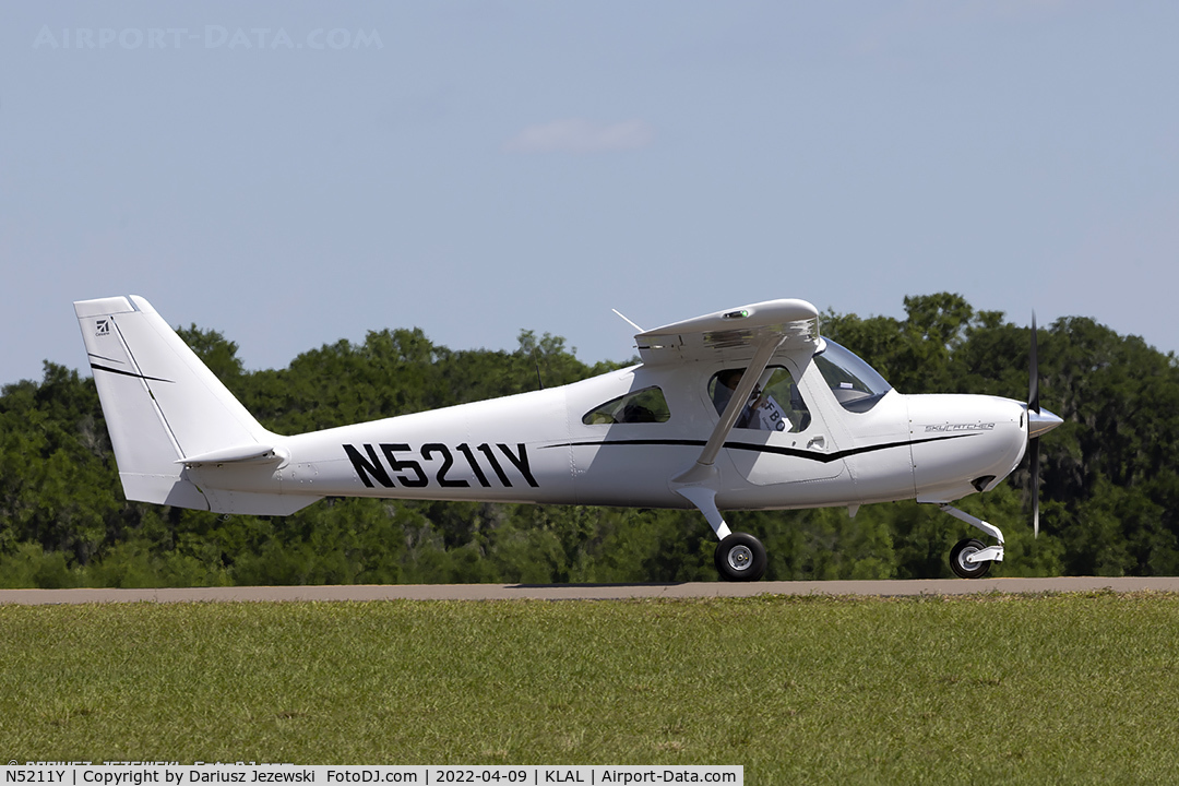 N5211Y, 2011 Cessna 162 Skycatcher C/N 16200033, Cessna 162 Skycatcher  C/N 16200033, N5211Y