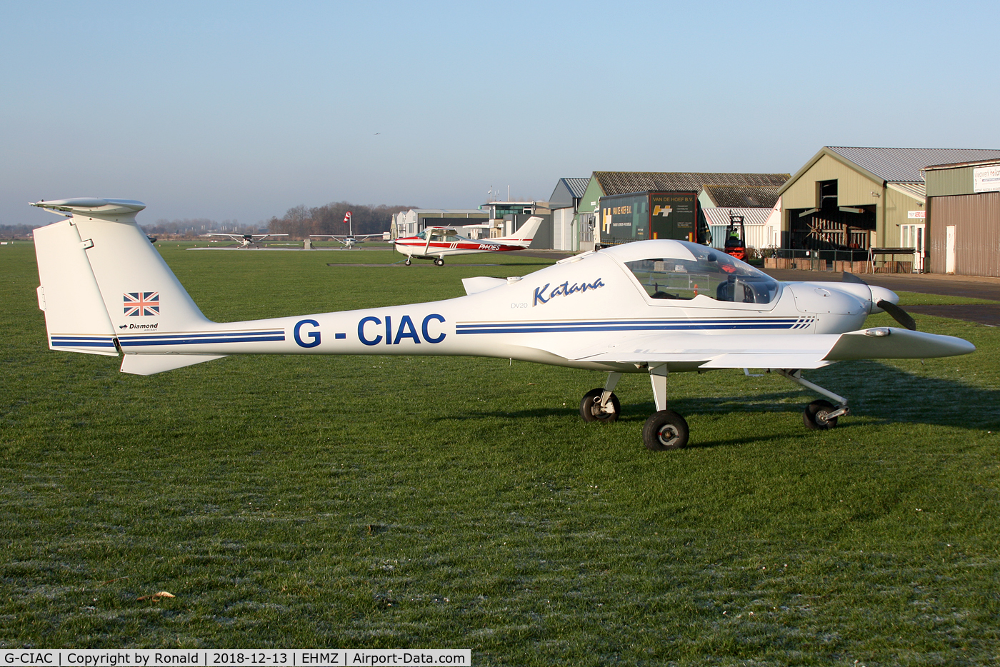 G-CIAC, 1996 HOAC DV-20 Katana C/N 20156, at ehmz