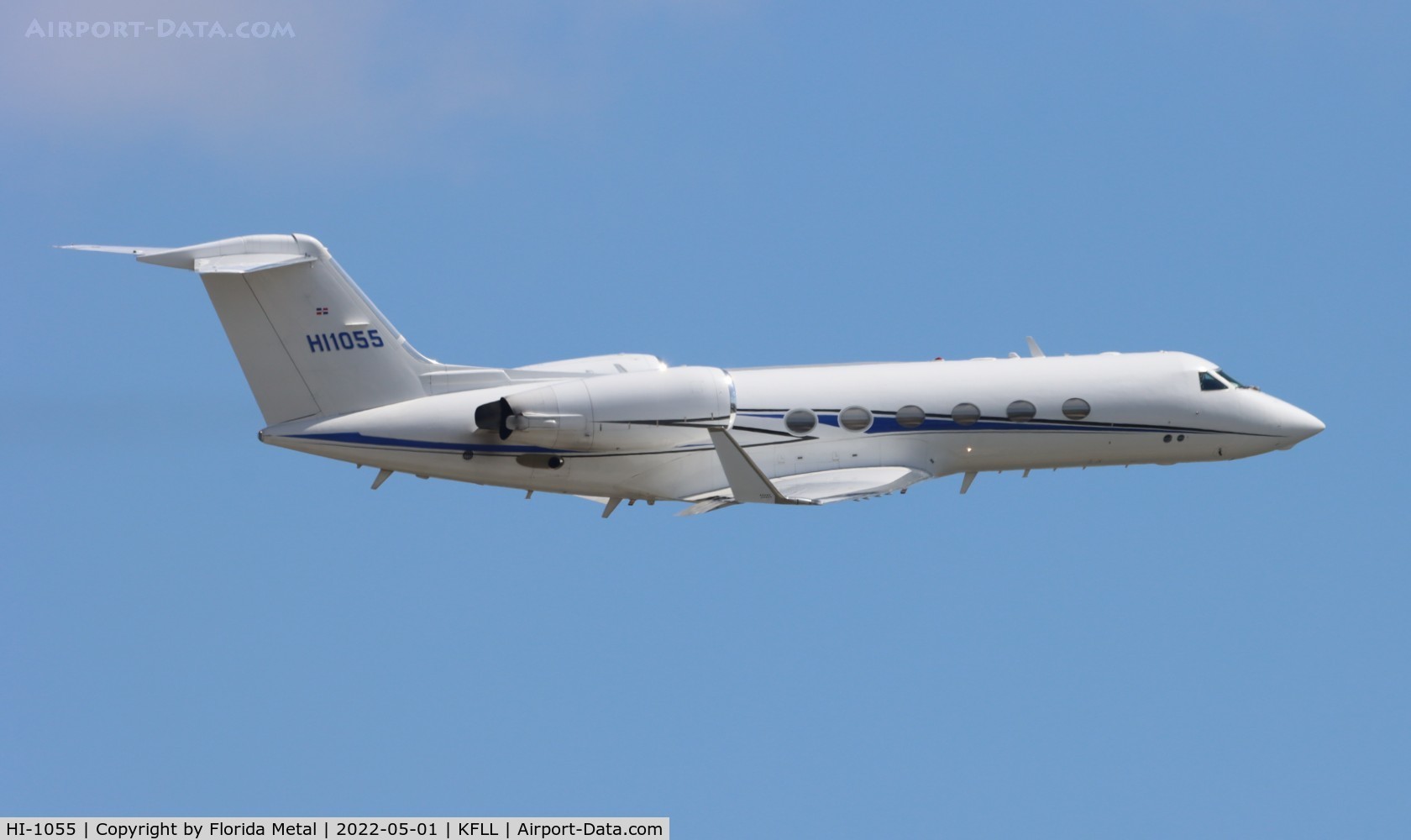 HI-1055, 2001 Gulfstream Aerospace G-IV C/N 1447, FLL 2022