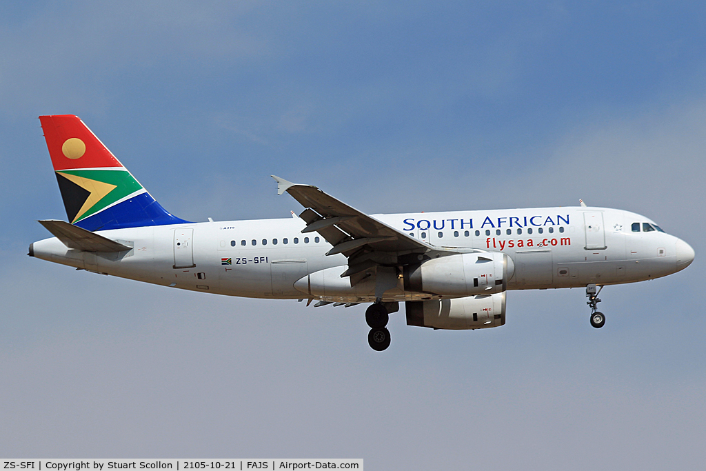 ZS-SFI, 2004 Airbus A319-131 C/N 2375, South African
