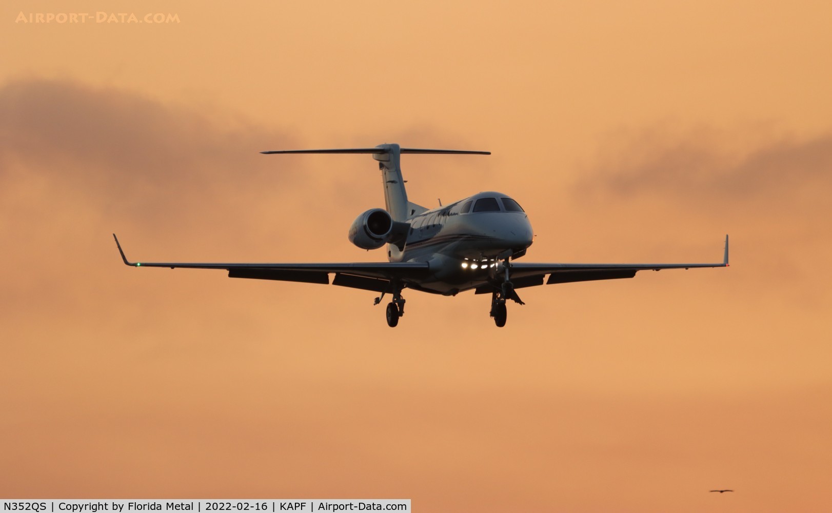 N352QS, 2014 Embraer EMB-505 Phenom 300 C/N 50500244, APF OFA 2022