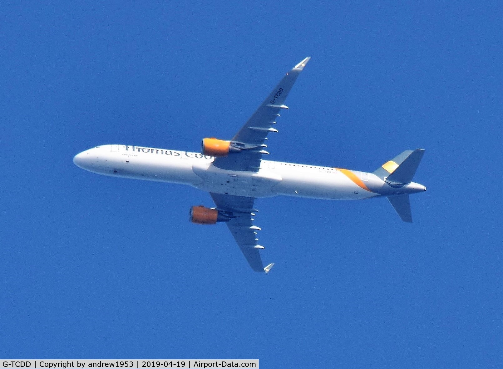 G-TCDD, 2014 Airbus A321-211 C/N 6038, G-TCDD over the Bristol Channel.