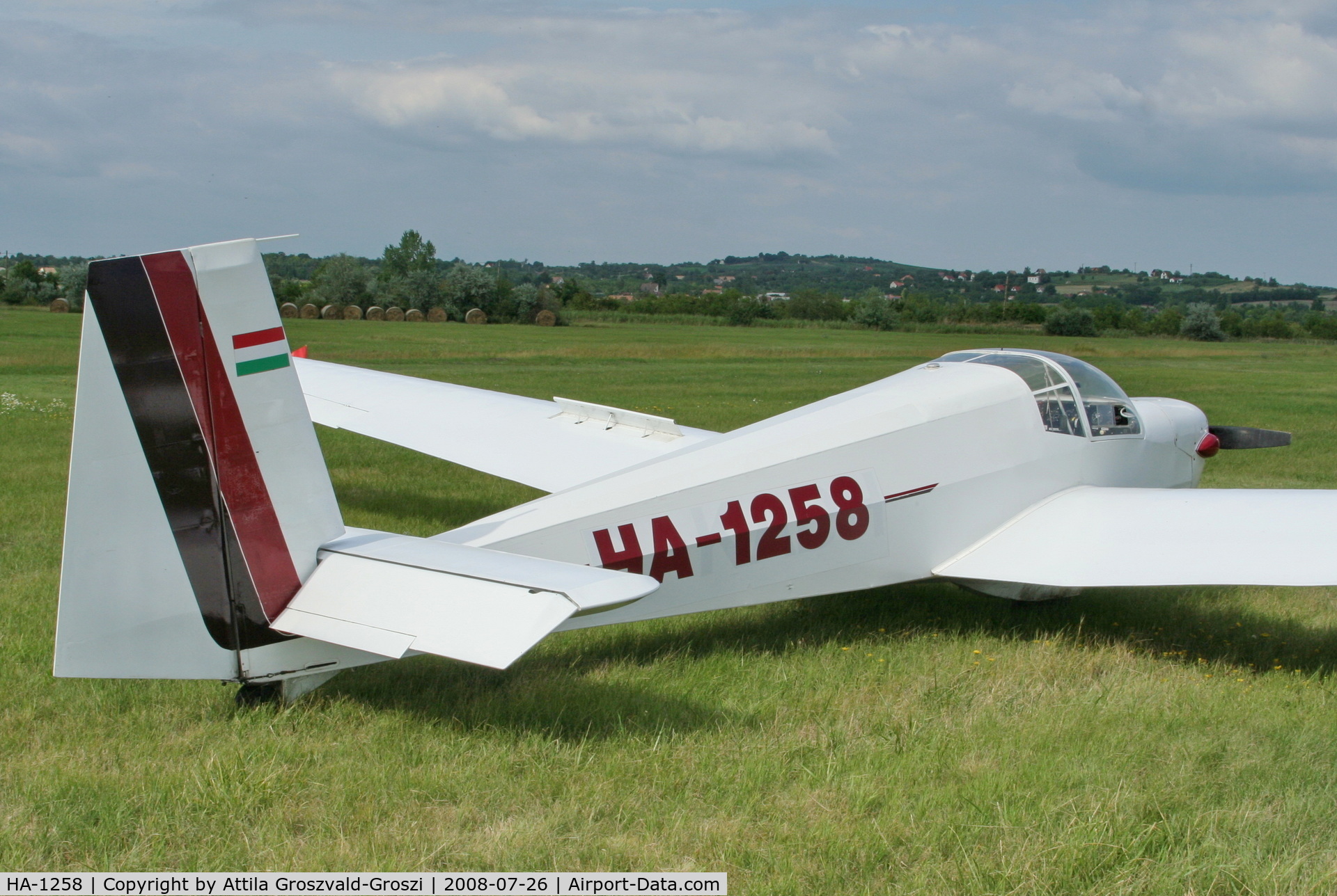 HA-1258, Scheibe SF-25B Falke C/N 46131, Balatonfökajár Airport, Hungary