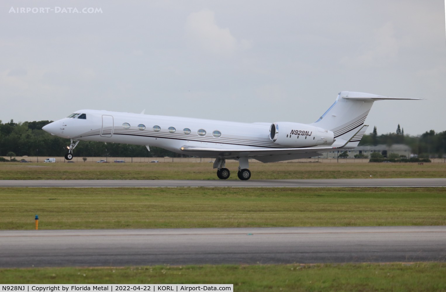 N928NJ, 2004 Gulfstream Aerospace GV-SP (G550) C/N 5013, ORL 2022