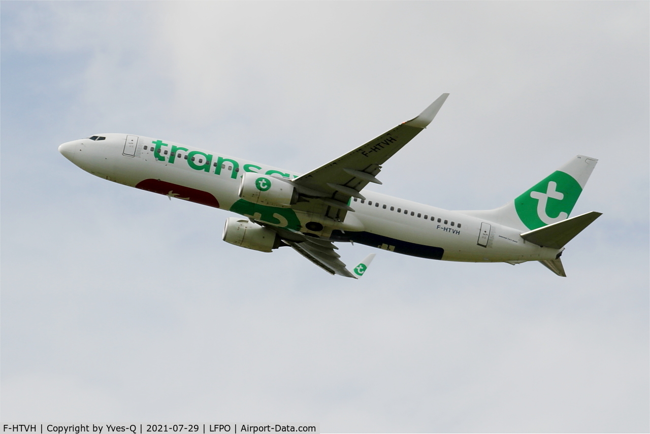 F-HTVH, Boeing 737-800 C/N 62163, Boeing 737-800, Climbing from rwy 24, Paris Orly airport (LFPO-ORY)