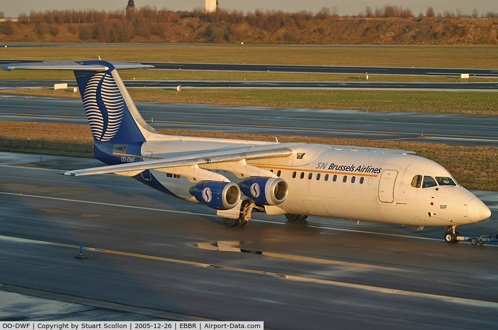 OO-DWF, 1998 British Aerospace Avro 146-RJ100 C/N E3332, SN Brussels