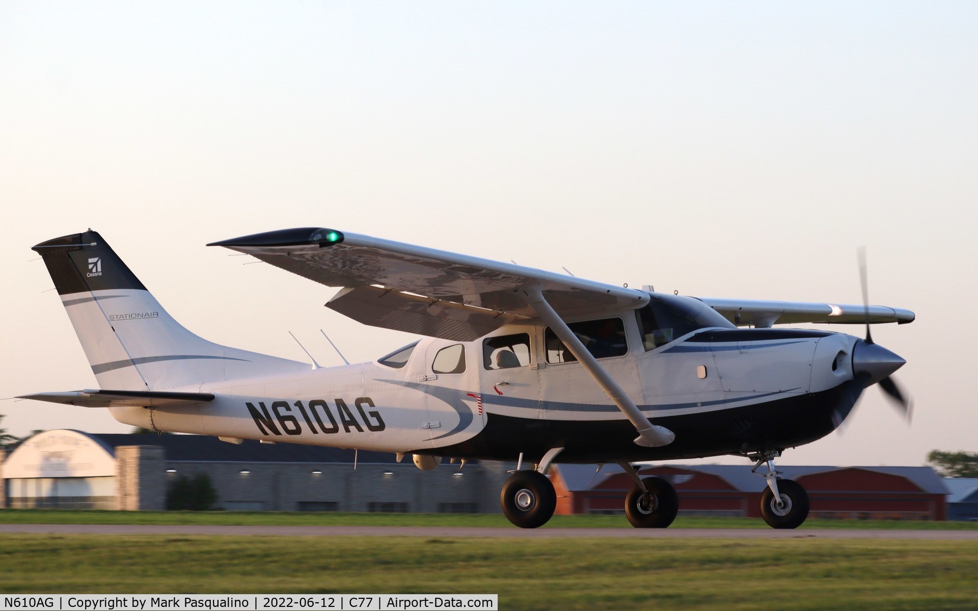 N610AG, Cessna 206H Stationair C/N 20608324, Cessna 206H