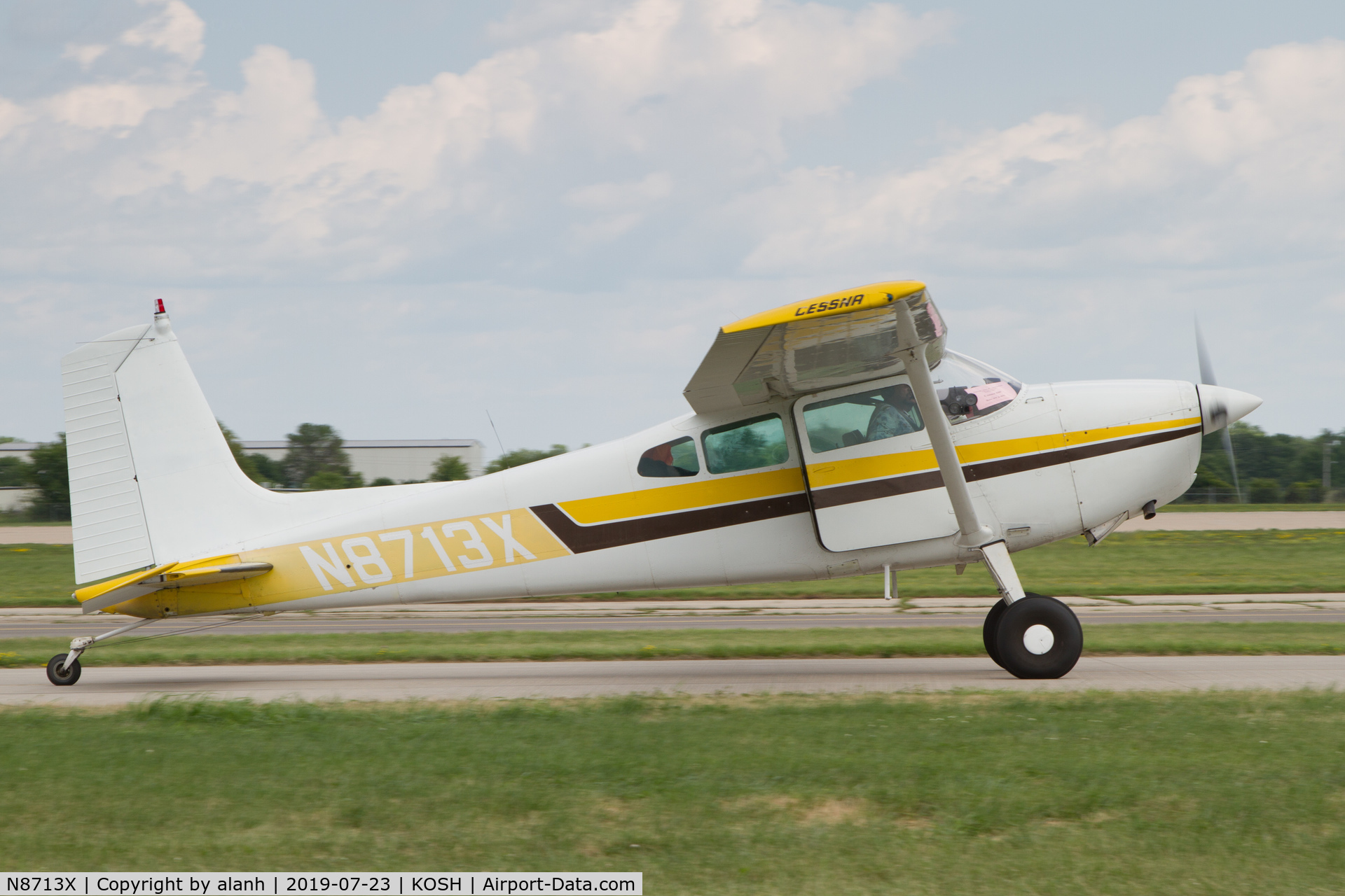 N8713X, 1961 Cessna 182D Skylane C/N 182-53113, At AirVenture 2019
