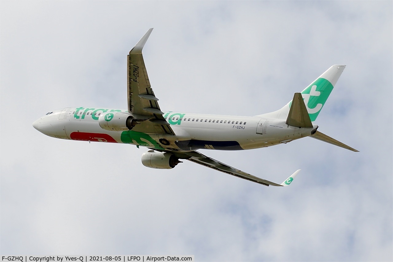 F-GZHQ, 2015 Boeing 737-8K2 C/N 44567, Boeing 737-8K2, Climbing from rwy 24, Paris-Orly airport (LFPO-ORY)