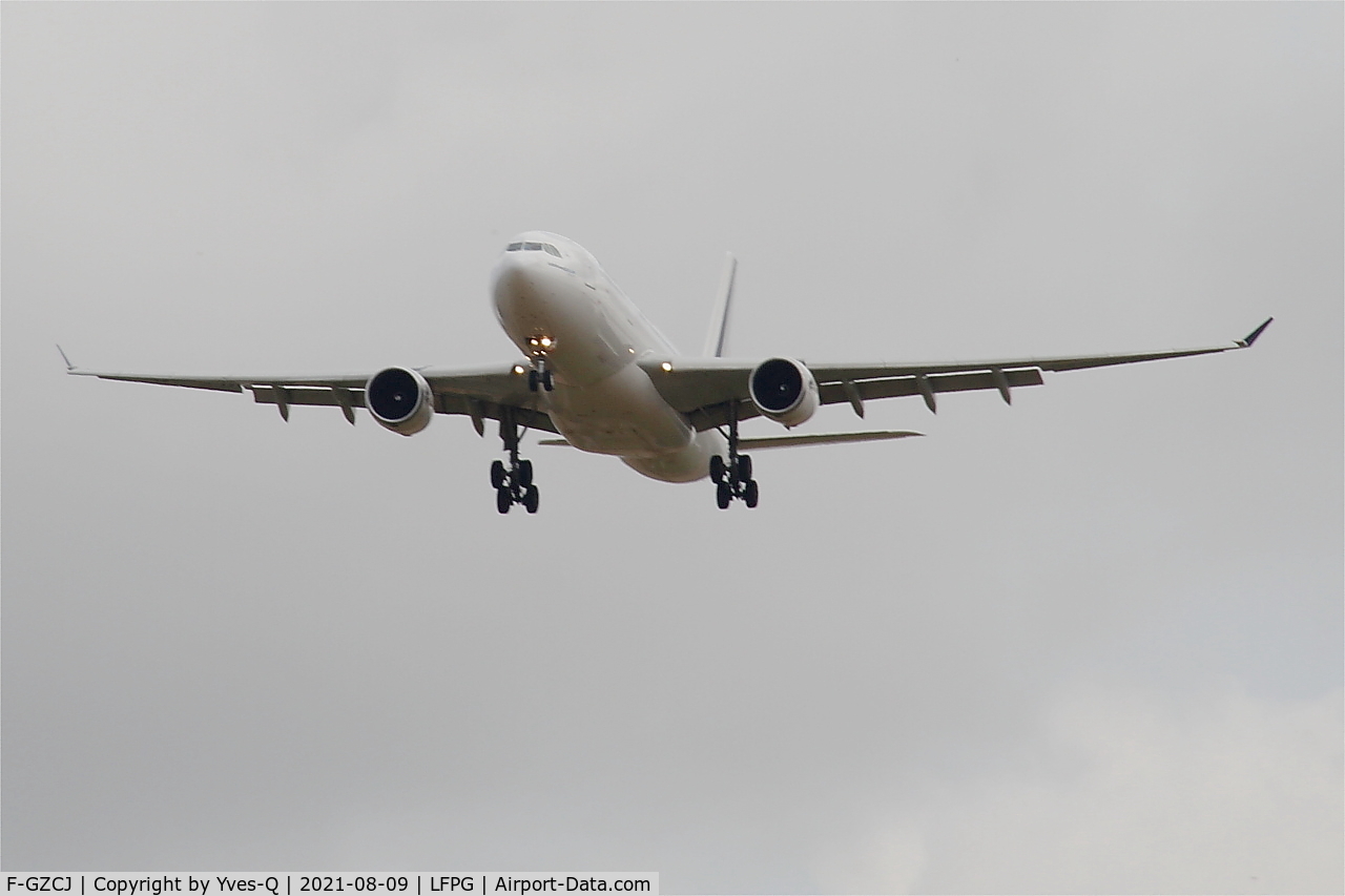 F-GZCJ, 2002 Airbus A330-203 C/N 503, Airbus A330-203, Short approach rwy 26L, Roissy Charles De Gaulle airport (LFPG-CDG)