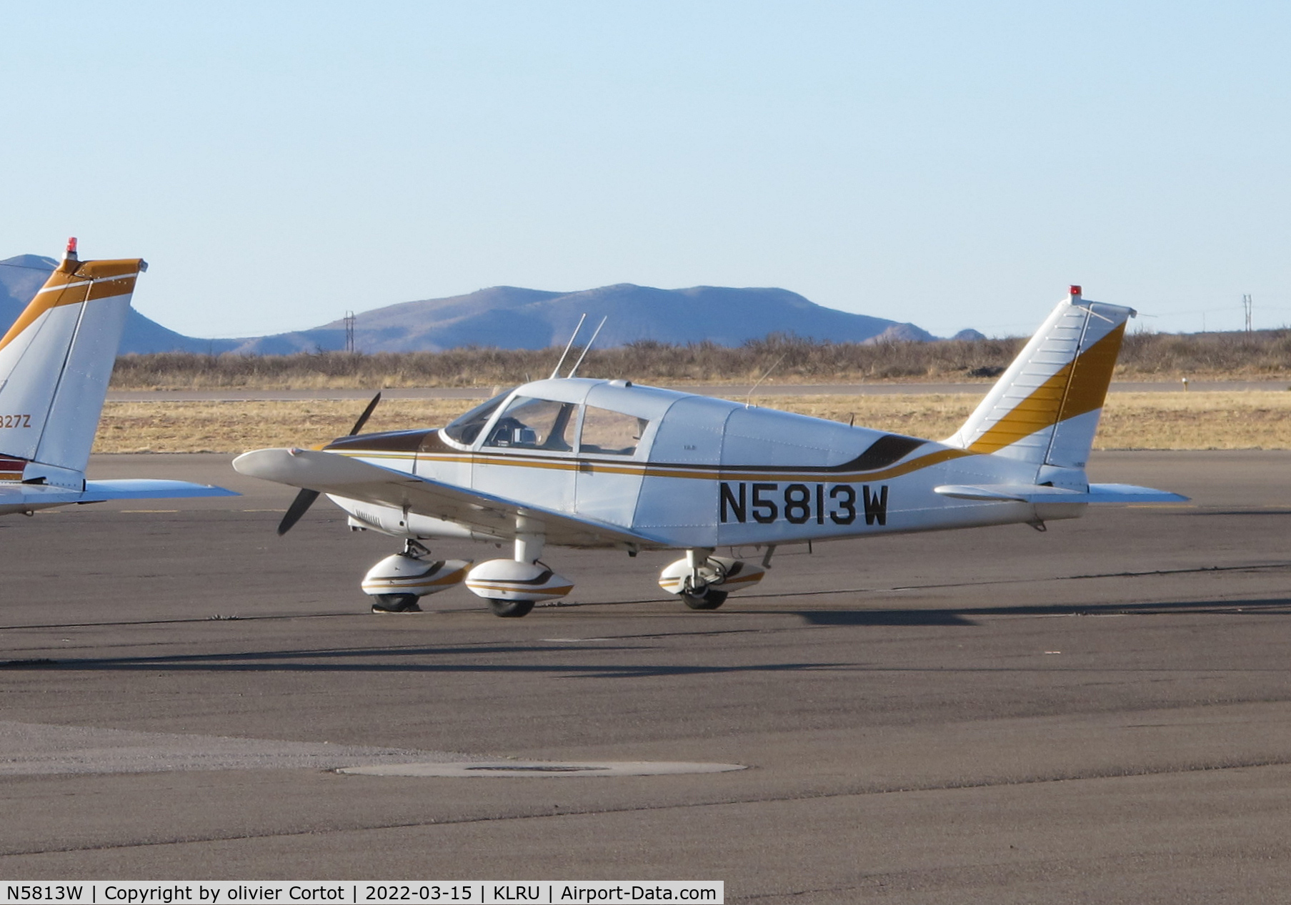 N5813W, 1964 Piper PA-28-160 Cherokee C/N 28-1954, march 2022