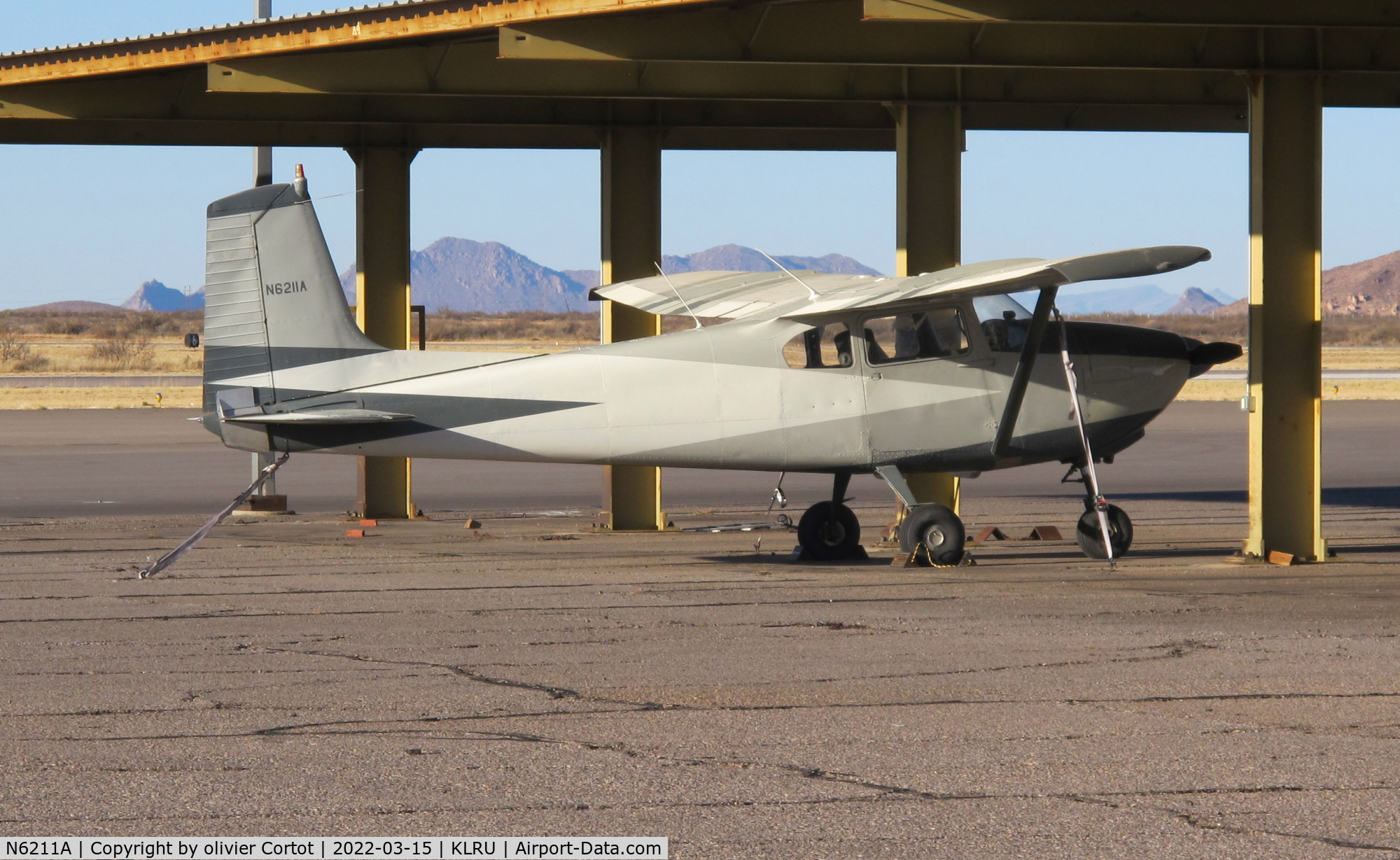 N6211A, 1956 Cessna 182 Skylane C/N 33011, march 2022
