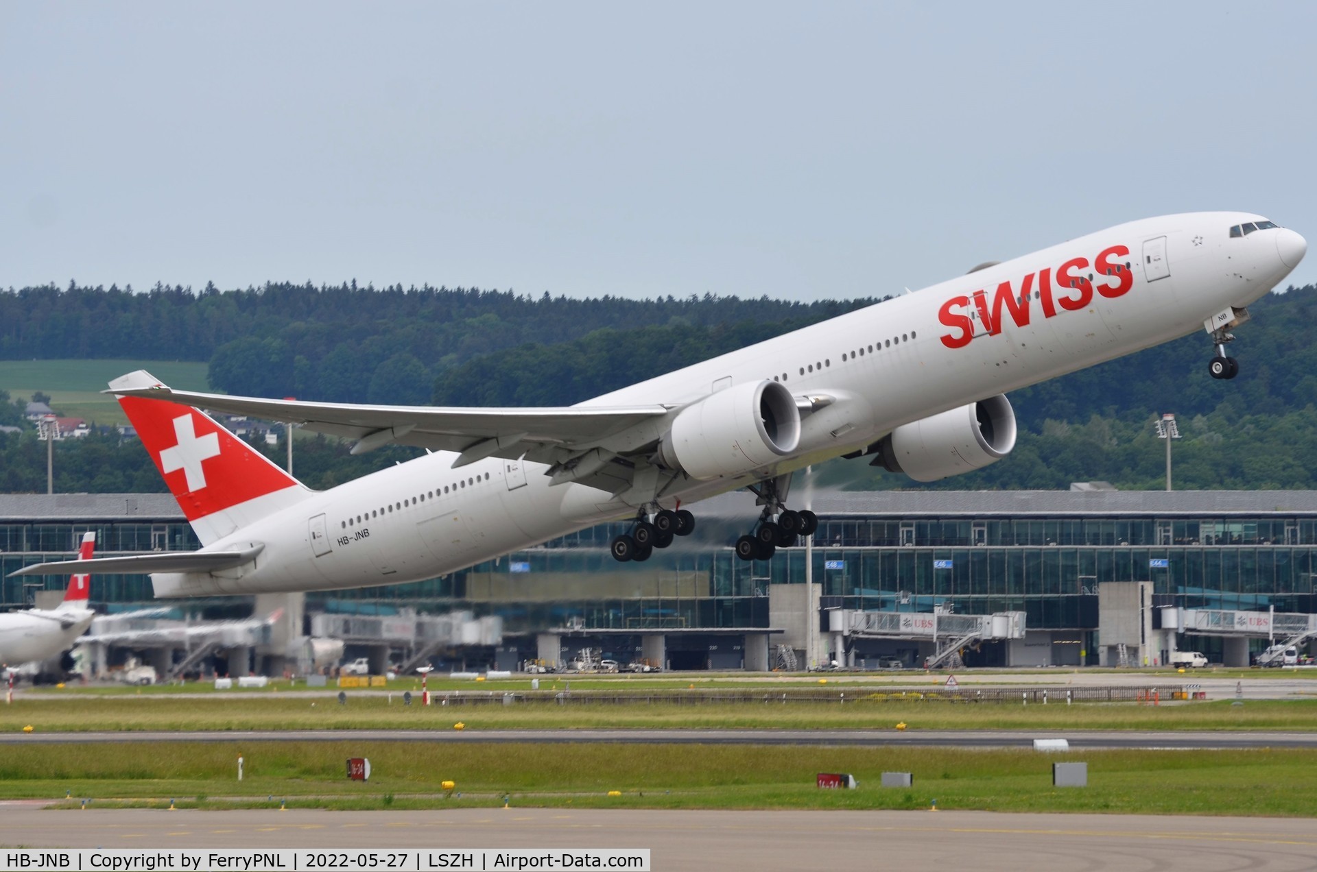 HB-JNB, 2016 Boeing 777-3DE/ER C/N 44583, Departure of Swiss B773