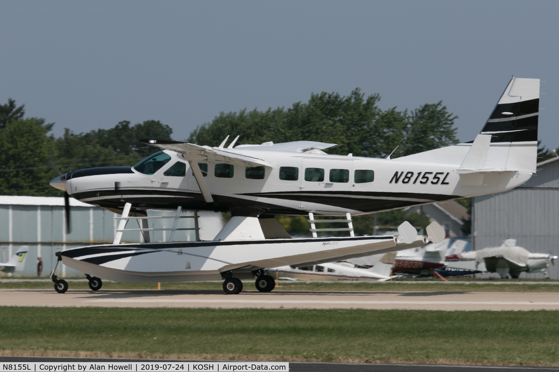 N8155L, 2013 Cessna 208B  Grand Caravan C/N 208B5060, At AirVenture 2019