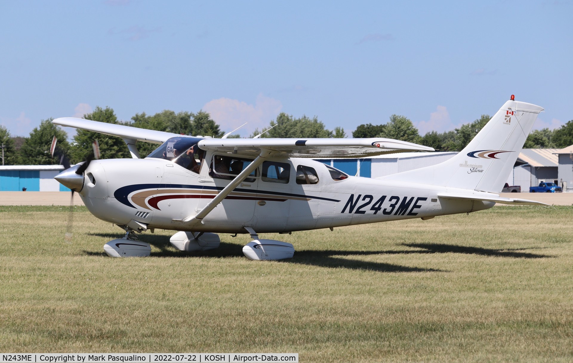 N243ME, 2000 Cessna 206H Stationair C/N 20608113, Cessna 206H