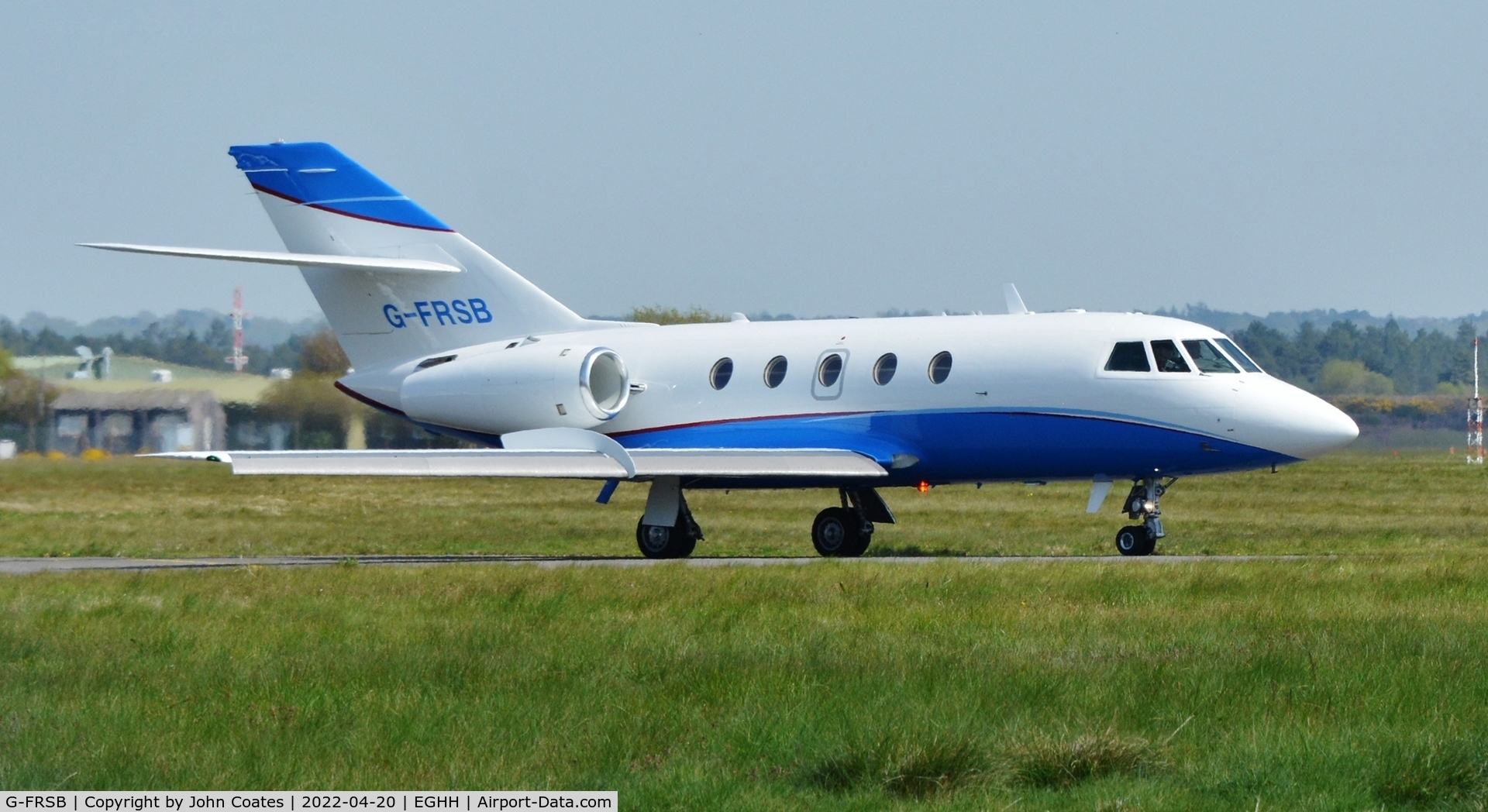 G-FRSB, 1978 Dassault Falcon 20F C/N 382, Taxiing to depart