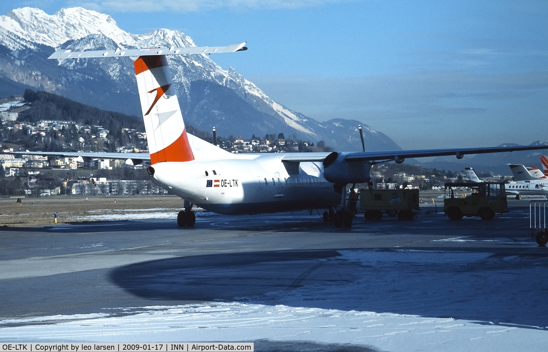 OE-LTK, 1997 De Havilland Canada DHC-8-314Q Dash 8 C/N 483, Innsbruck 17.1.2009