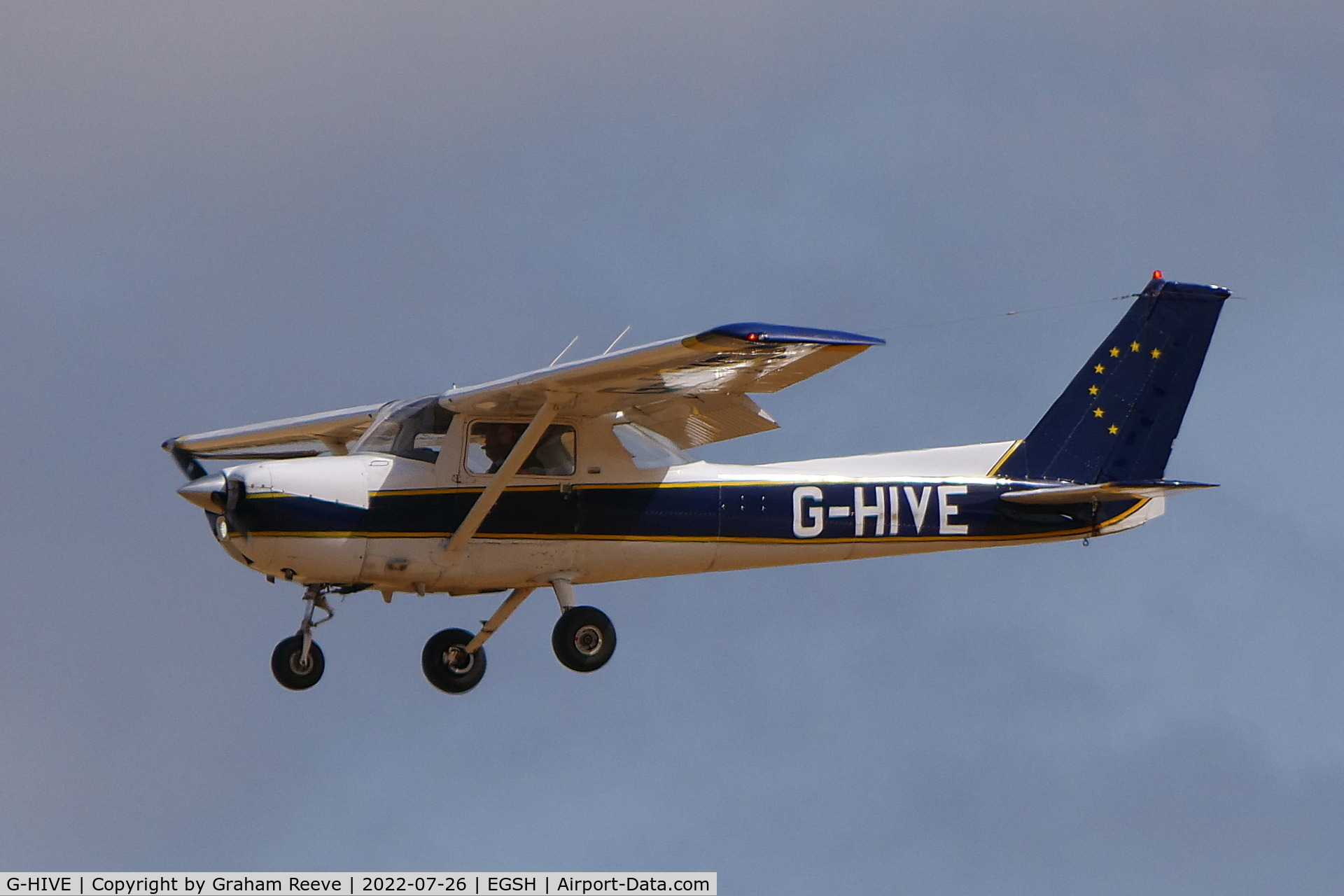 G-HIVE, 1975 Reims F150M C/N 1186, Landing at Norwich.