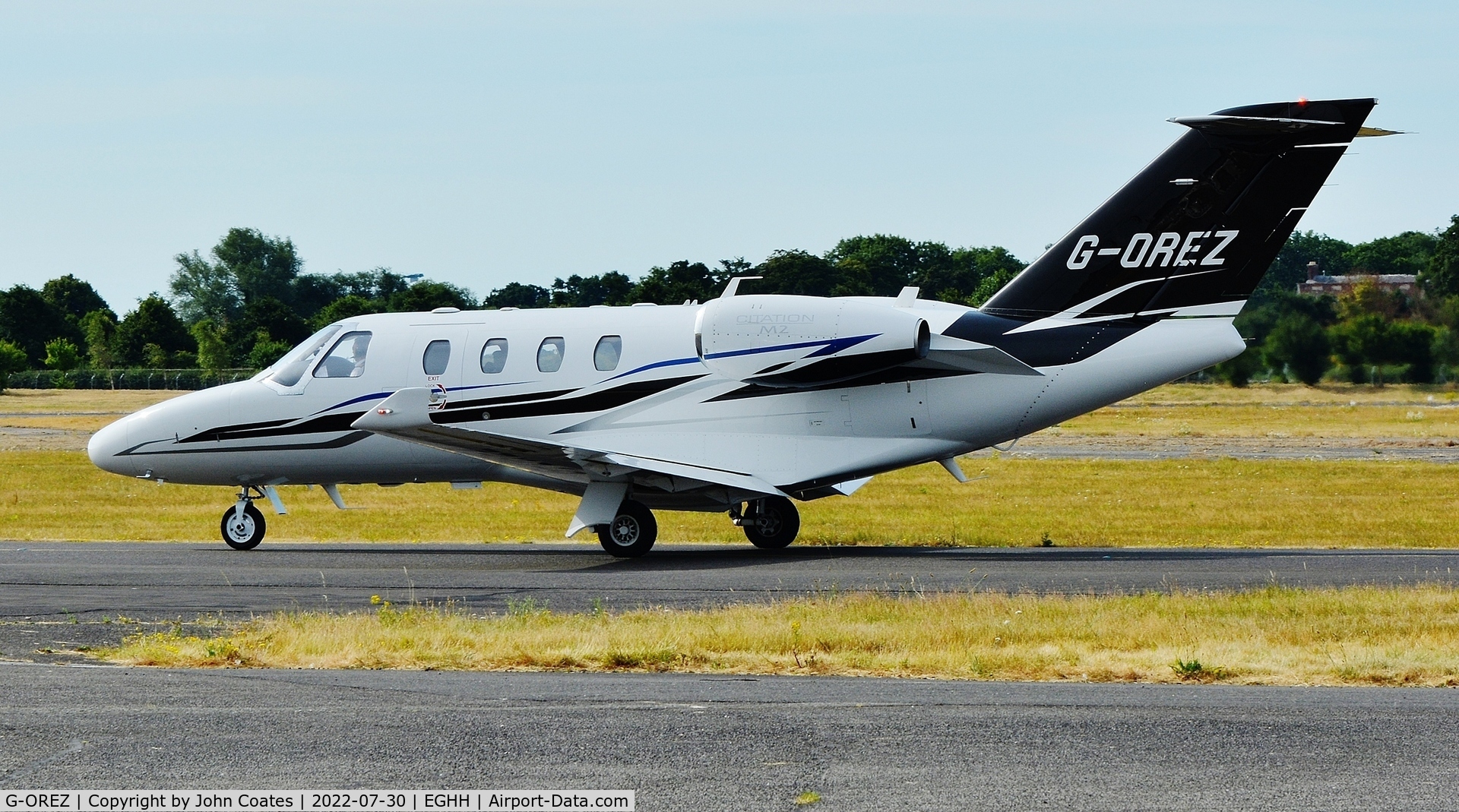 G-OREZ, 2016 Cessna 525 Citation M2 C/N 525-0928, Taxiing on arrival
