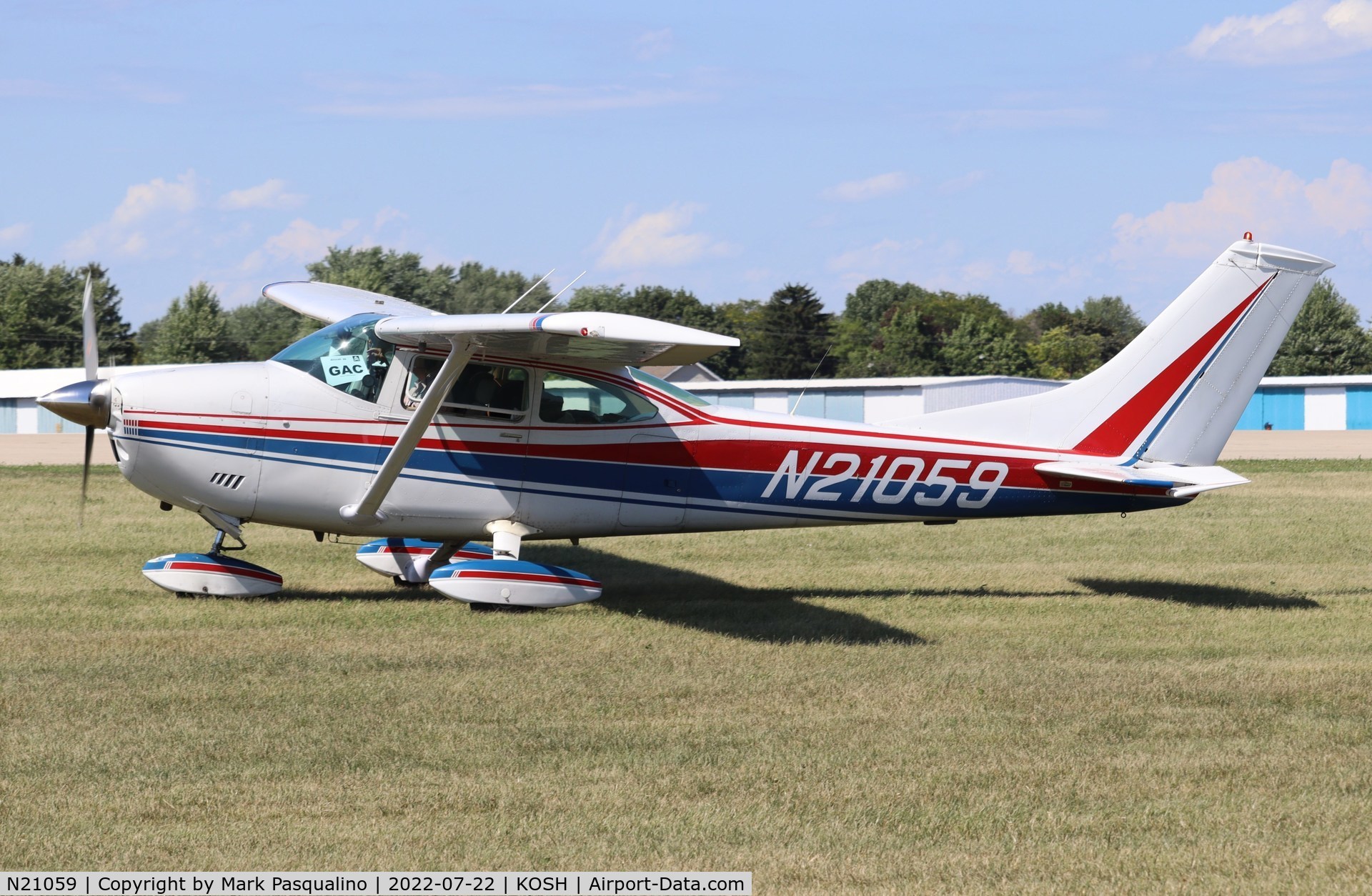 N21059, 1972 Cessna 182P Skylane C/N 18261388, Cessna 182P