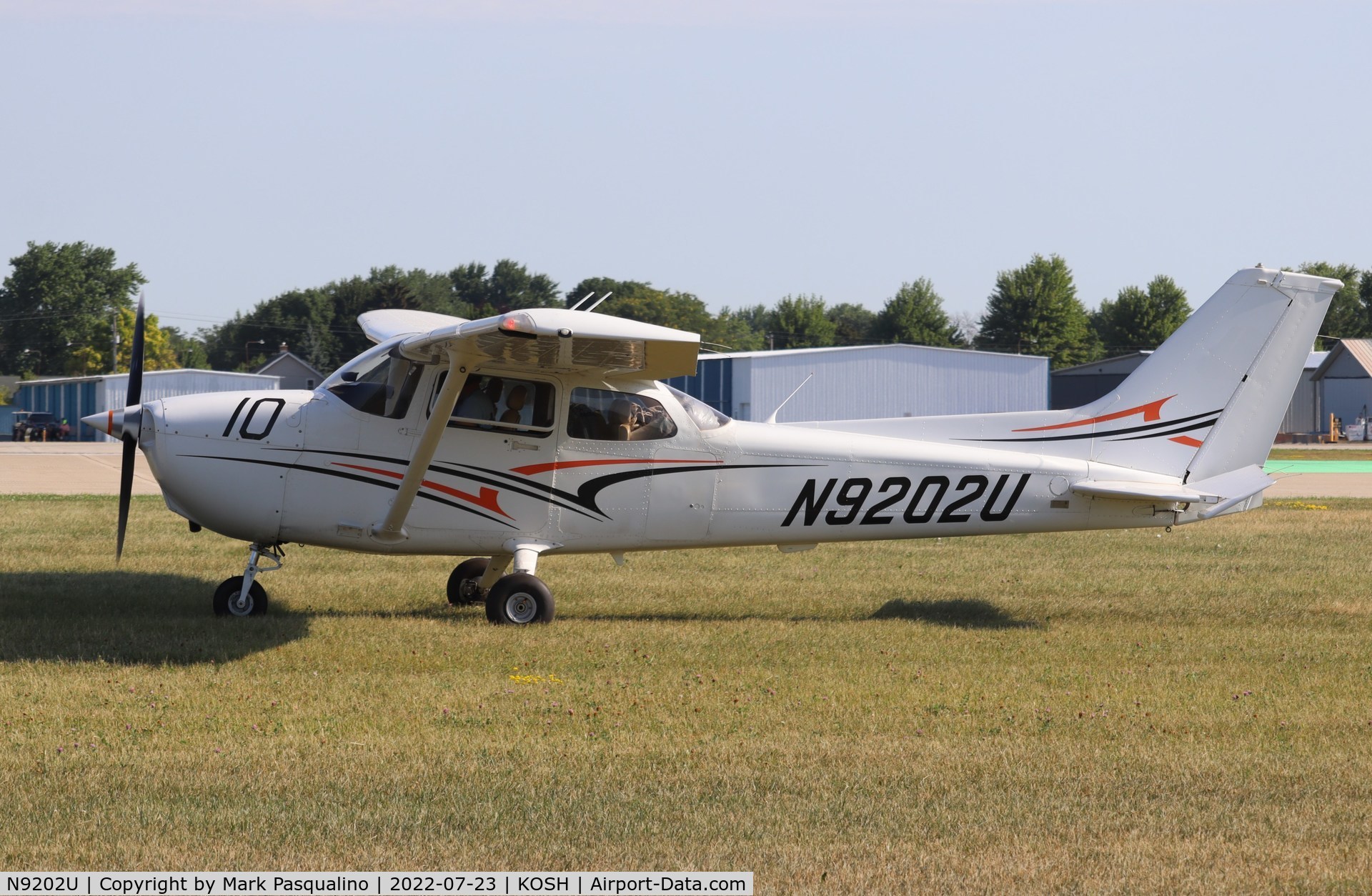 N9202U, 2012 Cessna 172R C/N 17281622, Cessna 172R