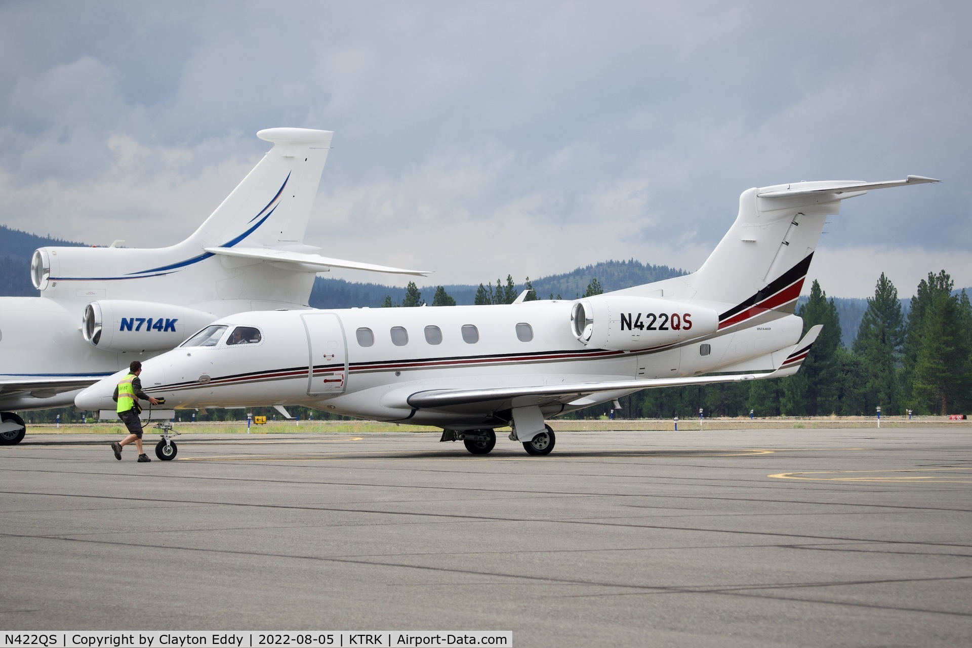 N422QS, 1997 Gulfstream Aerospace G-IV C/N 1322, Truckee airport in California 2022.